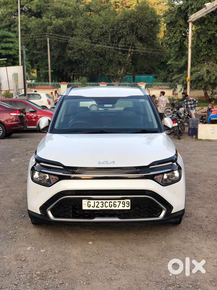 Kia Carens 1.5 Prestige 7 Str, 2023, Petrol