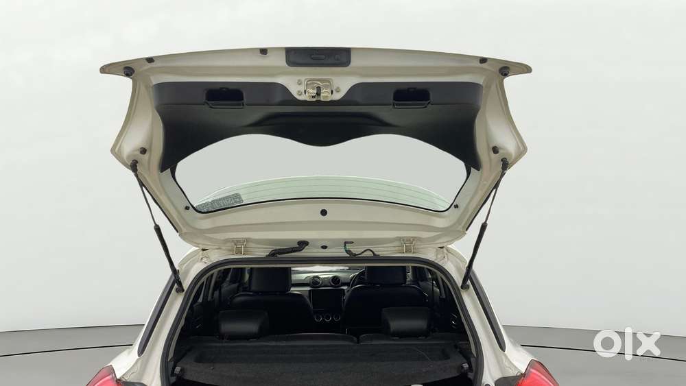 Maruti Suzuki Swift 2018 Zxi Plus, 2020, Petrol