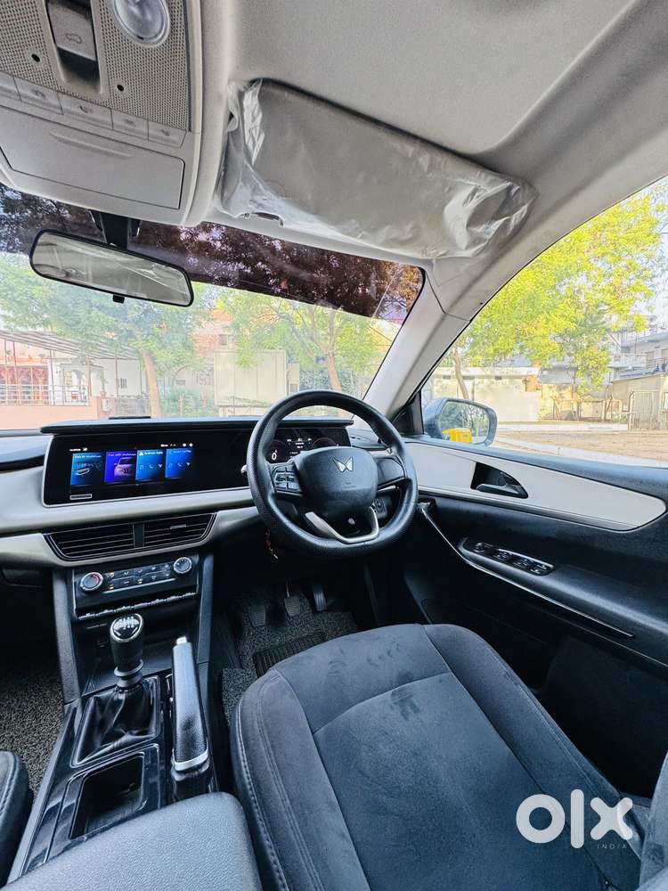 Mahindra Xuv700 2.2 Ax 5 Diesel Mt 7 Str, 2023, Diesel