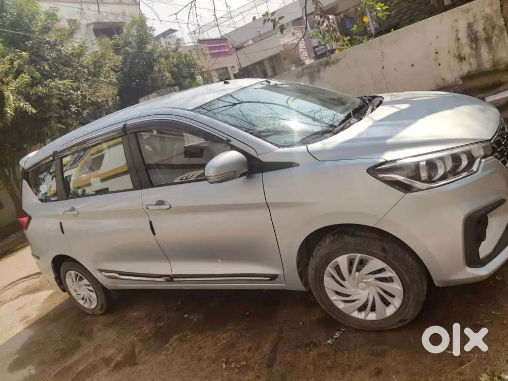 Maruti Suzuki Ertiga Vxi 2024