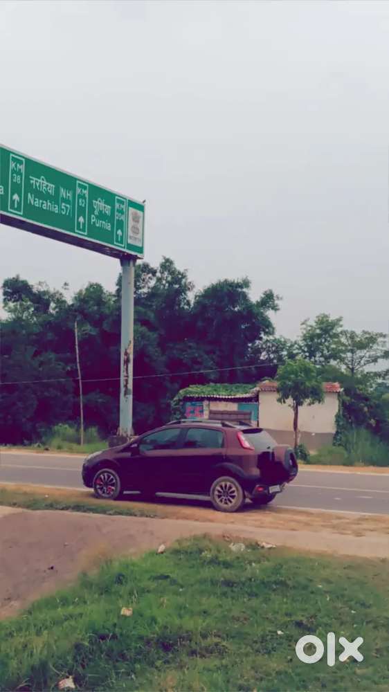 Car Pura Condition Me Hai Gari Me Koi Karcha Nhi Hai