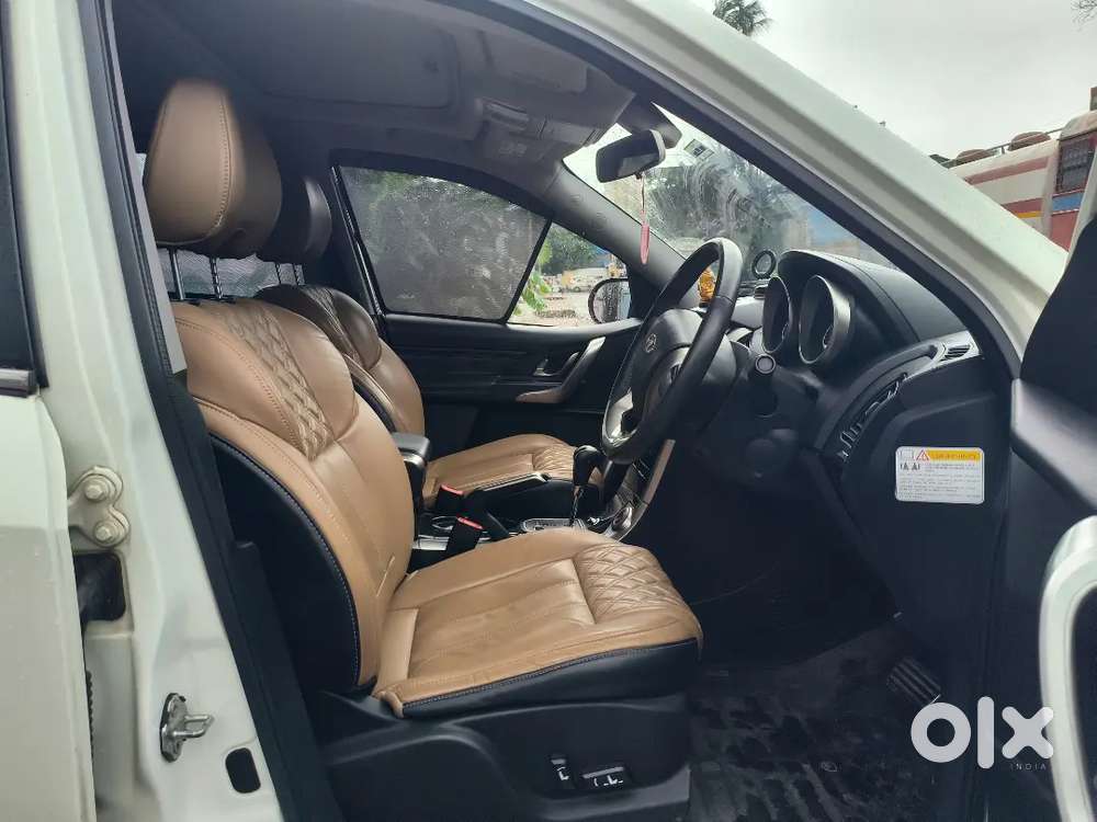 Mahindra Xuv500 2.2 W11 2019 Automatic