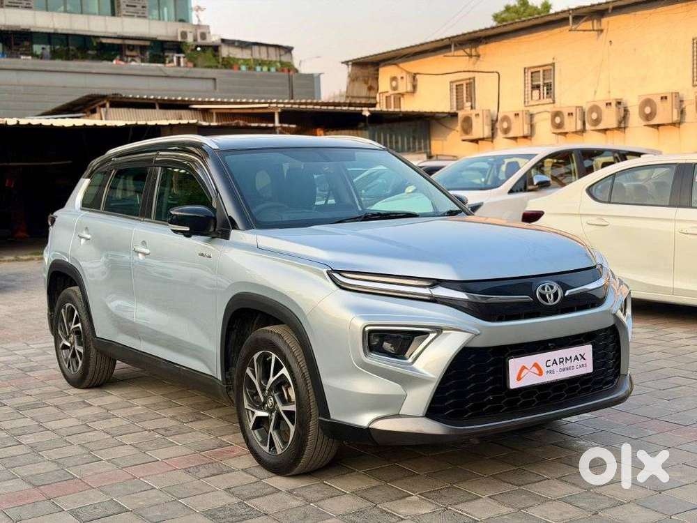 Toyota Urban Cruiser Hyryder 1.5 V Hybrid, 2023, Petrol