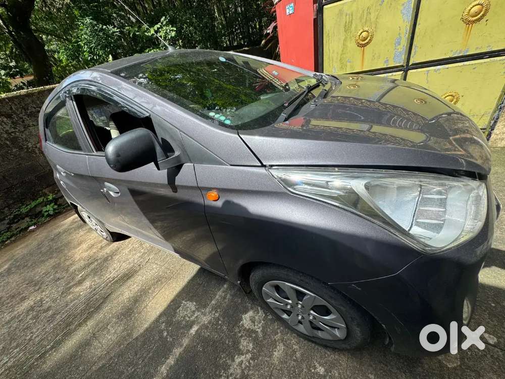 Well Maintained Single Owner, Driven 25601 Kms, No A