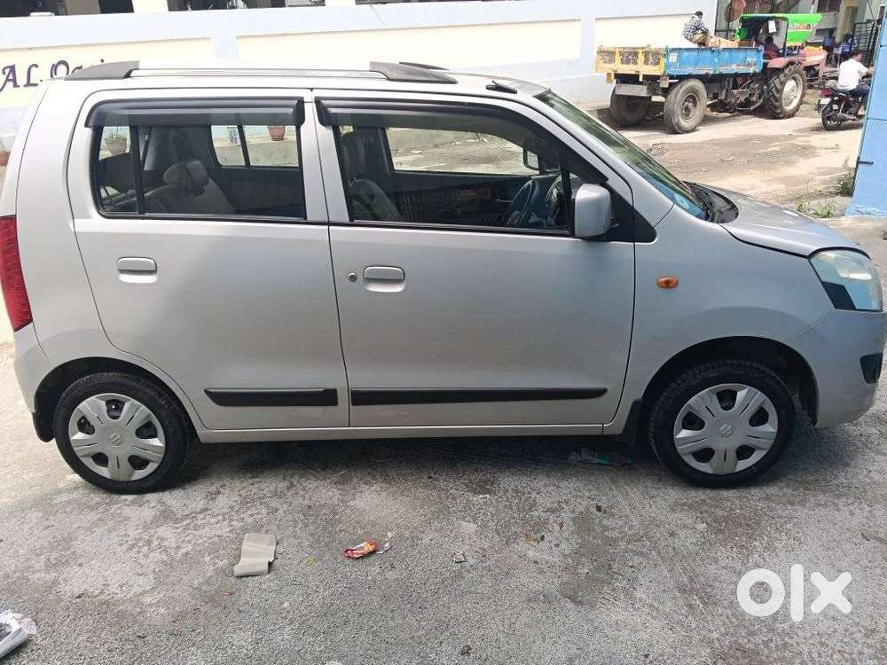 Maruti Suzuki Wagon R Vxi 1.0, 2018, Petrol