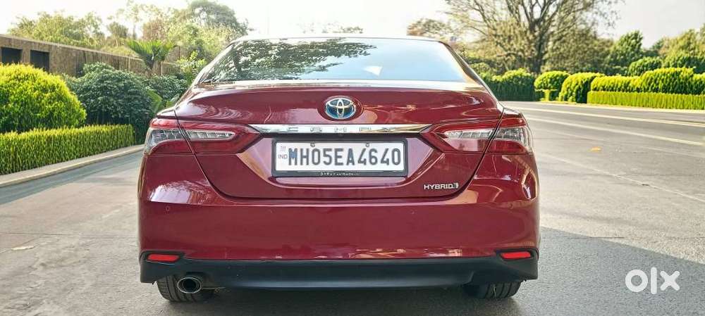 Toyota Camry Hybrid, 2019