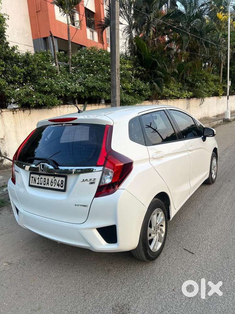 Honda Jazz V At Privilege, 2017, Petrol