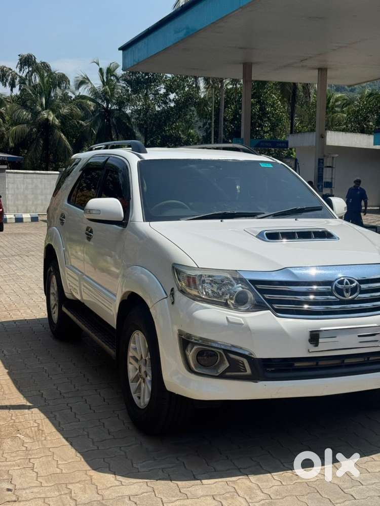 Toyota Fortuner Diesel 2012