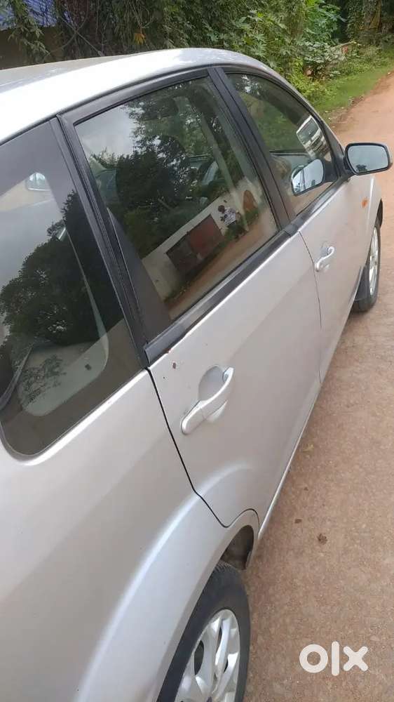 Ford Figo 1.4 Titanium 2014
