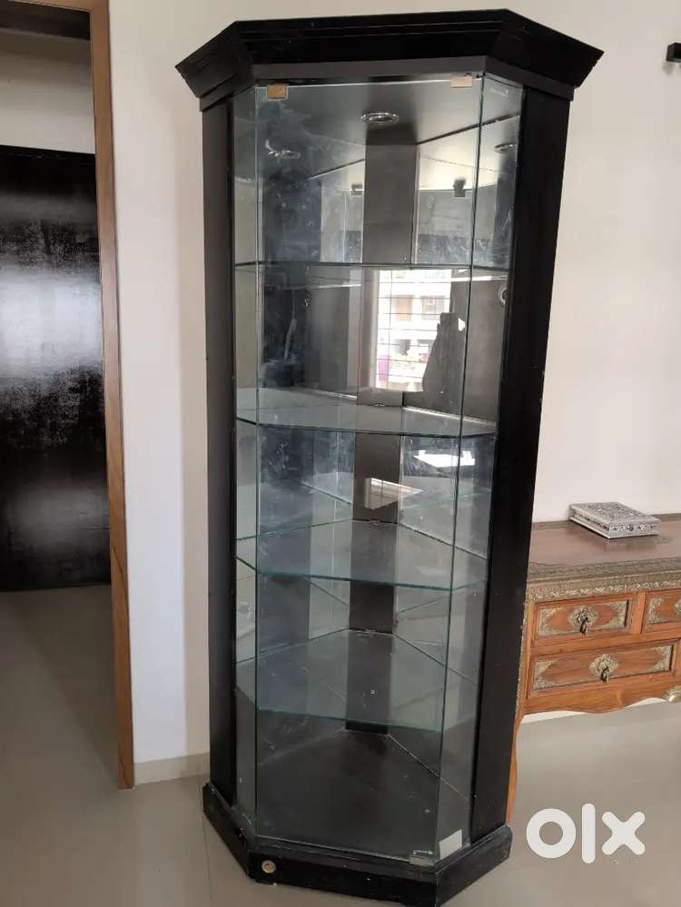 Movable showcase of Aldor brand