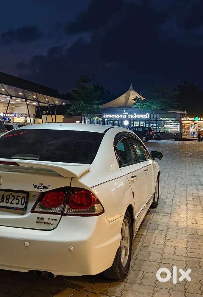 Honda Civic 2011 Cng & Hybrids Well Maintained