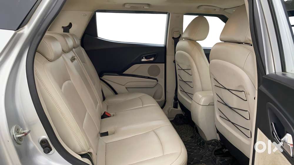 Mahindra Xuv300 W8 Option, 2020, Petrol