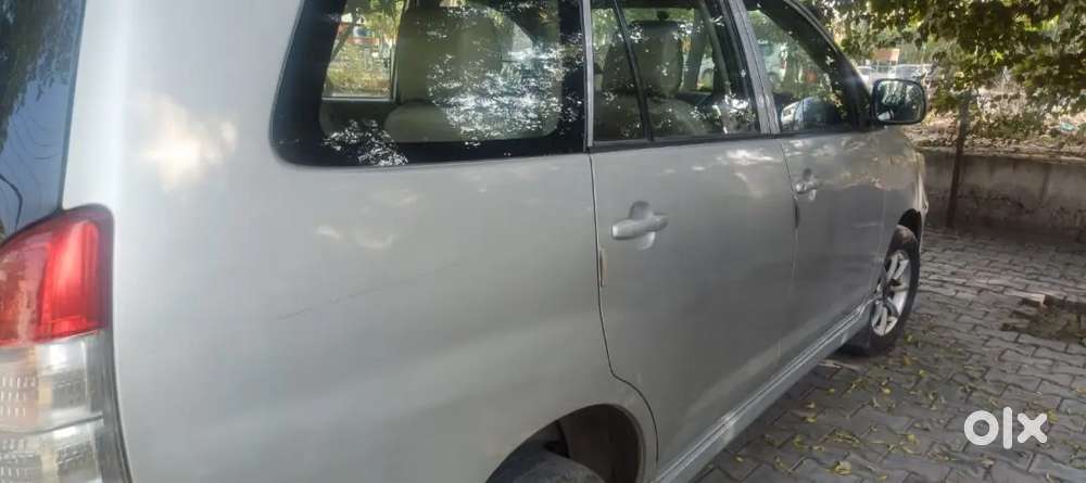 Innova G4 For Urgent Sale