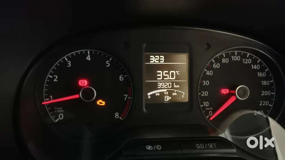 Volkswagen Polo 2015 Petrol 40000 Km Driven