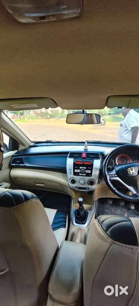 Honda City 1.5 E Mt, 2011, Petrol