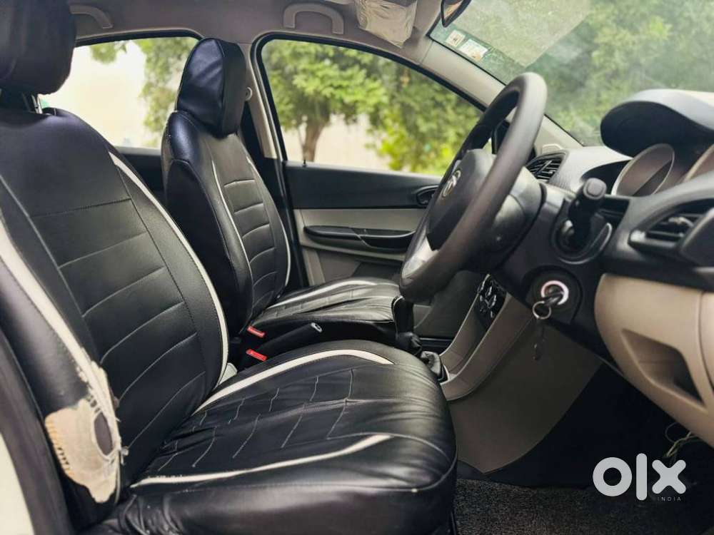 Tata Tiago 1.2 Revotron Xe Option, 2017, Petrol