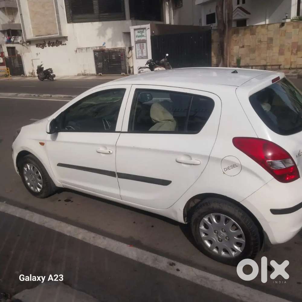 Hyundai I20 Diesel 2011 Parsing Till 2031 Insurance 2027