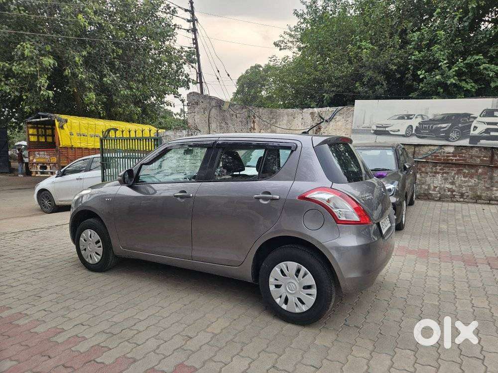 Maruti Suzuki Swift Vxi + Manual, 2014, Petrol