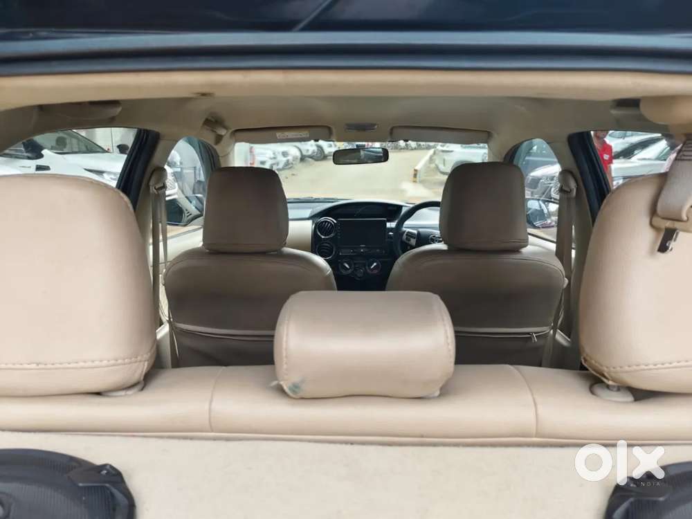Toyota Etios Liva Vx Dual Tone, 2019, Petrol
