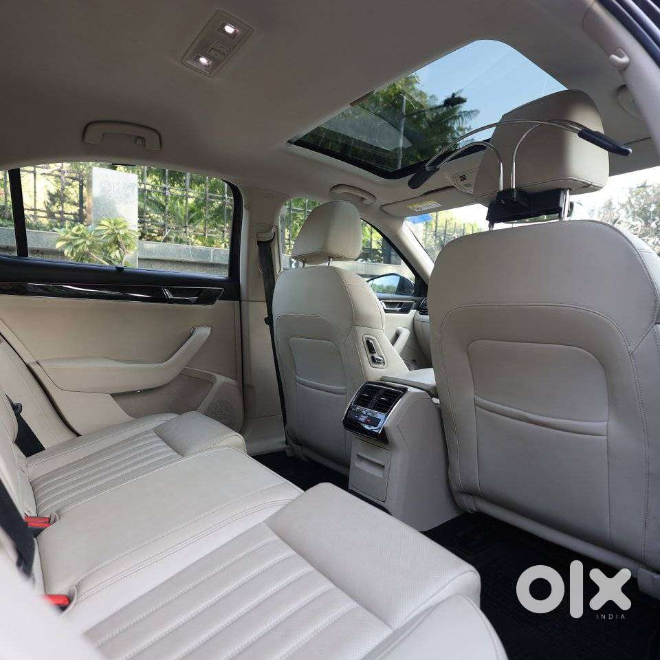 Skoda Superb 2.0 L&k Tsi At, 2021, Petrol