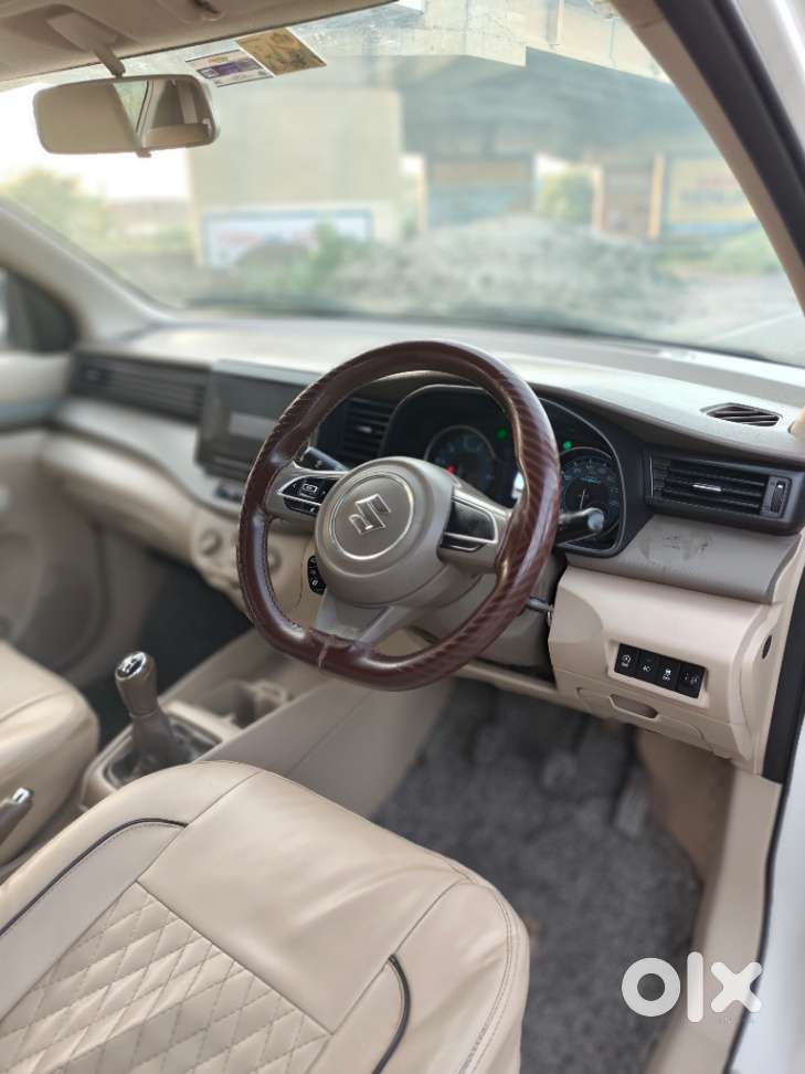 Maruti Suzuki Ertiga 1.5 Vxi, 2023, Petrol