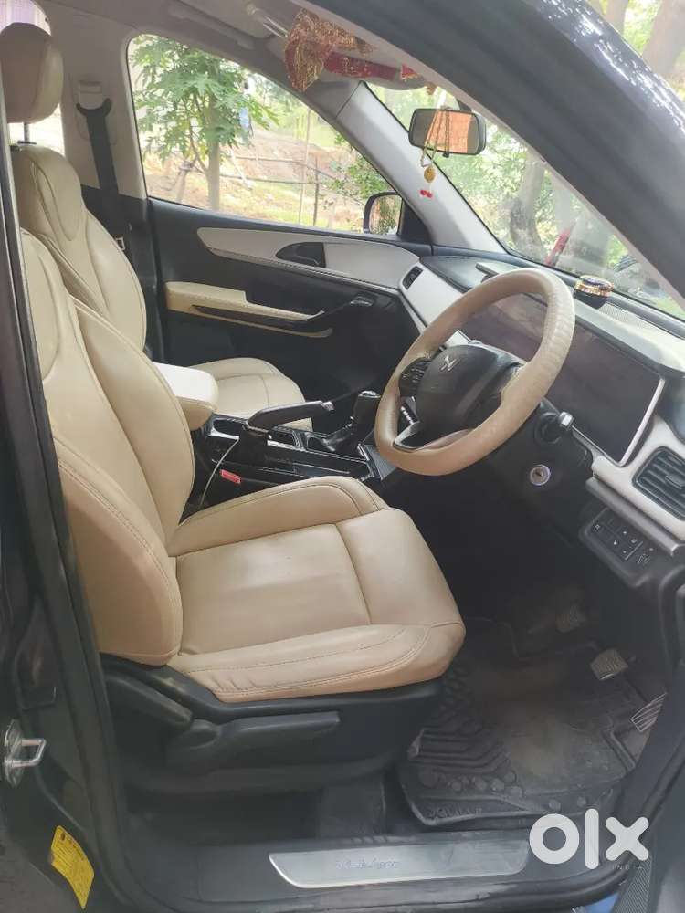 Mahindra Xuv700 2022 Petrol Good Condition