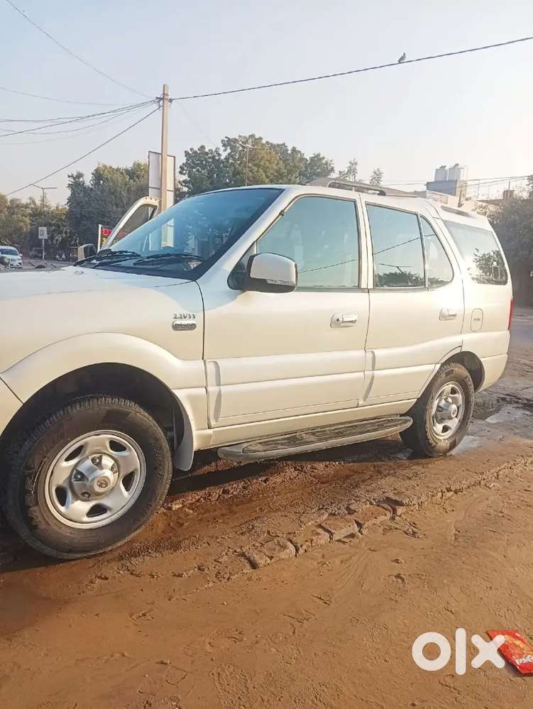 Tata Safari