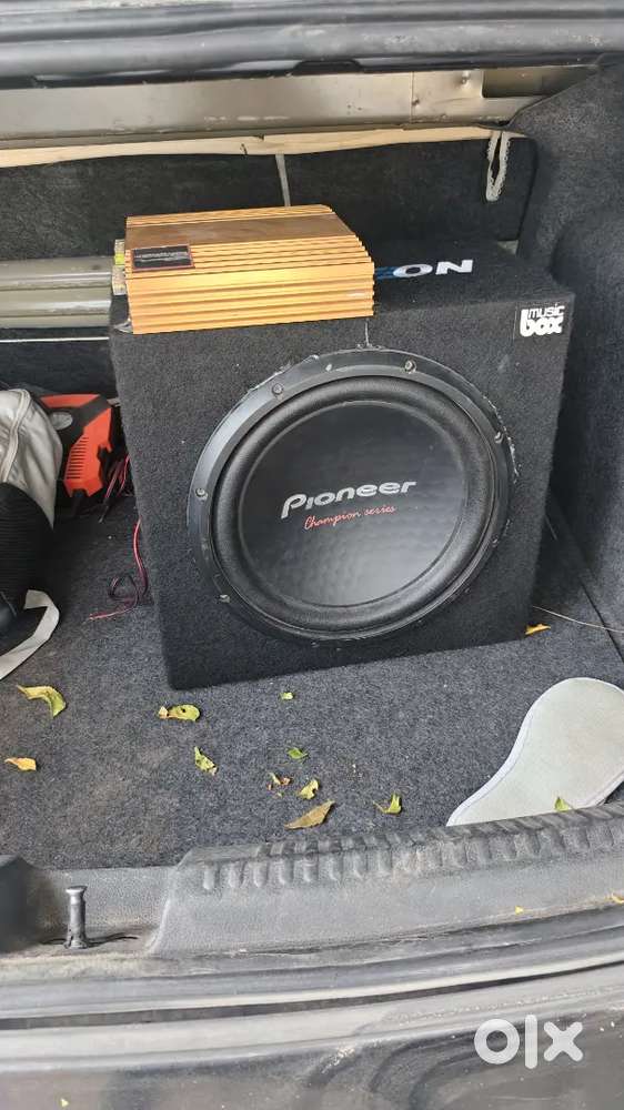 Pioneer speaker with car amplifier