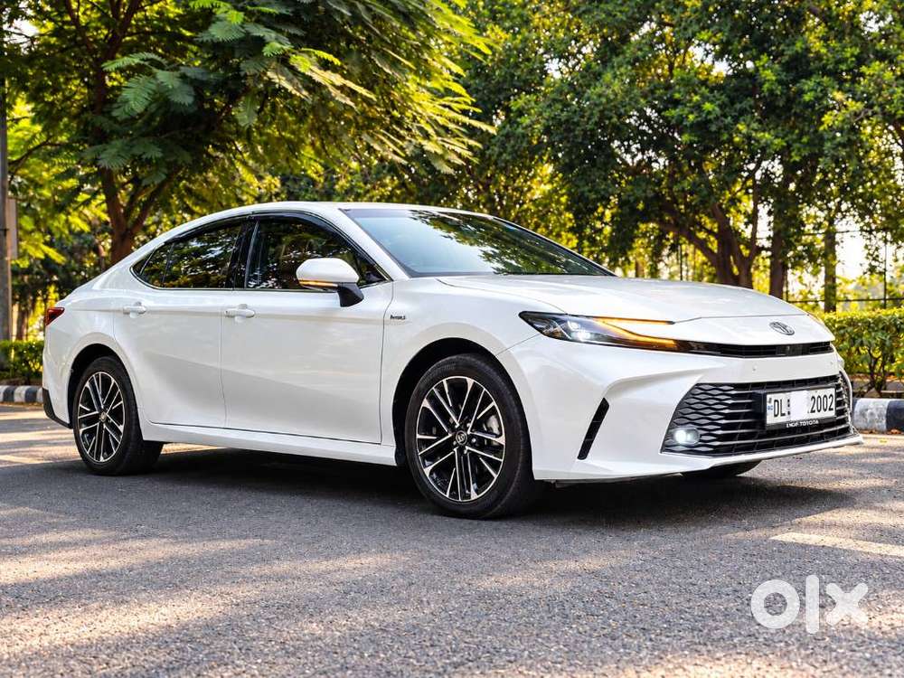 Toyota Camry 2.5 Hybrid, 2025, Petrol