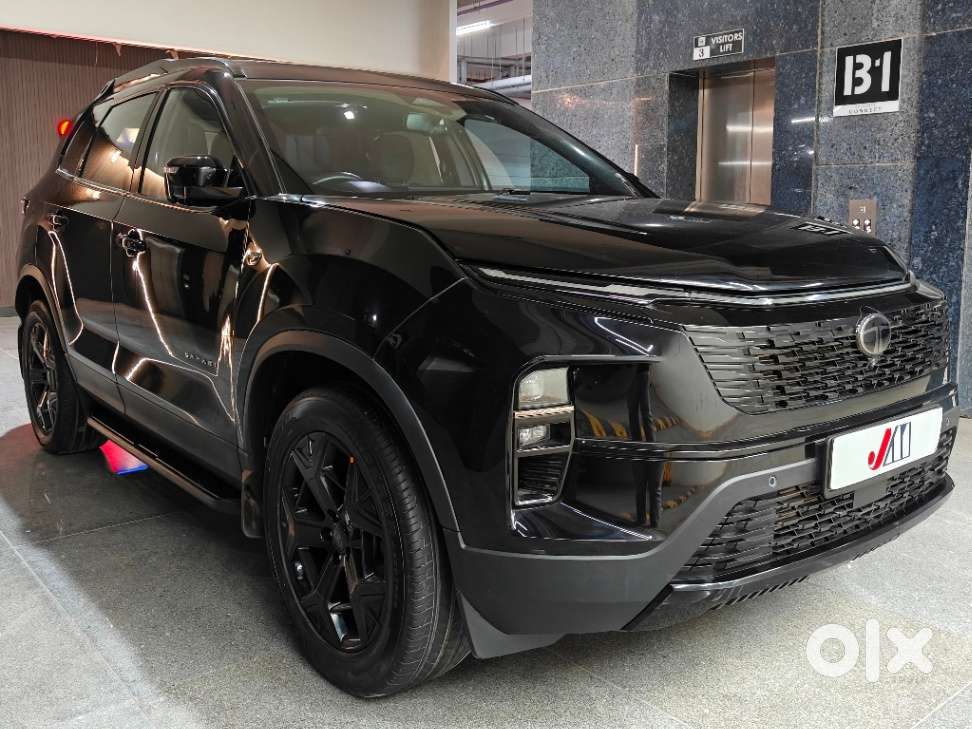 Tata Safari Accomplished Plus Dark Edition At, 2024, Diesel