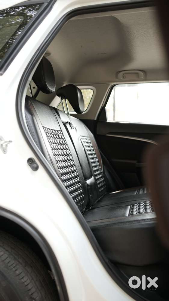 Maruti Suzuki Brezza 1.5 Zxi At Smart Hybrid, 2022, Petrol