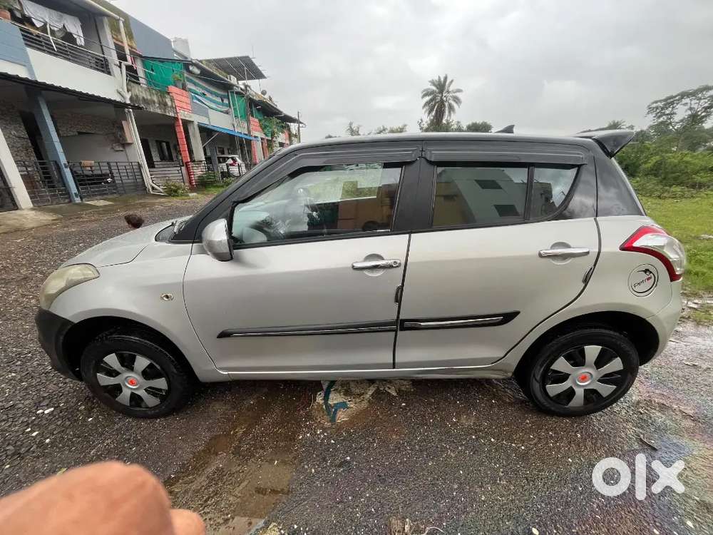 Swift Vxi Maruti 2012