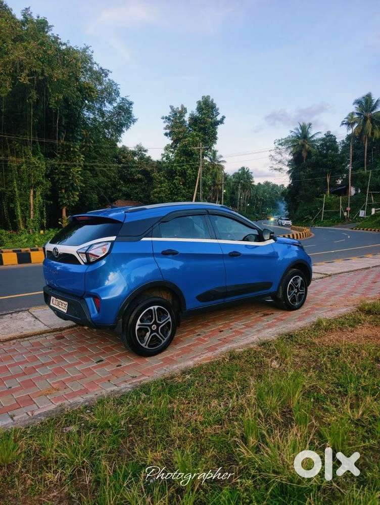 Tata Nexon, 2020, Petrol