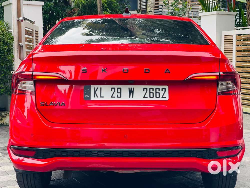 Skoda Slavia Ambition 1.0l Tsi At, 2024, Petrol