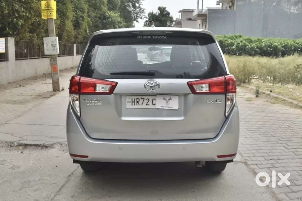 Toyota Innova Crysta 2.4 G Mt 7 Str, 2017, Diesel