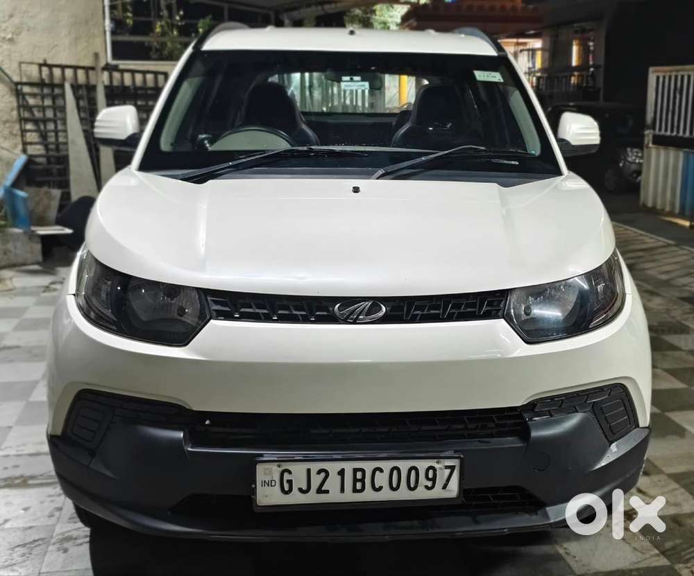 Mahindra Kuv 100 2016 Petrol