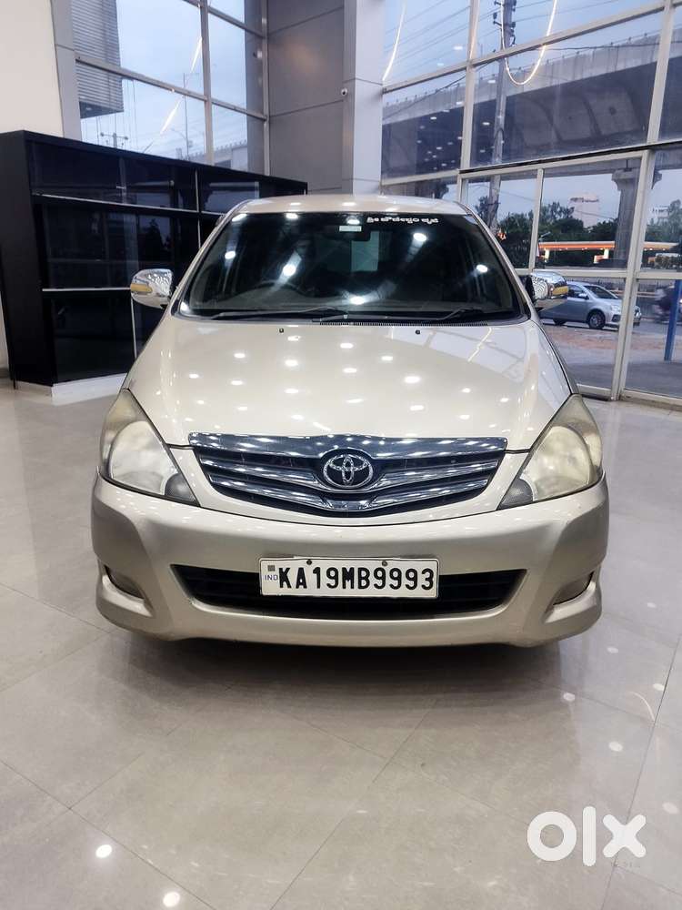 Toyota Innova 2004-2011 2.5 G4 Diesel 7-seater, 2011, Diesel