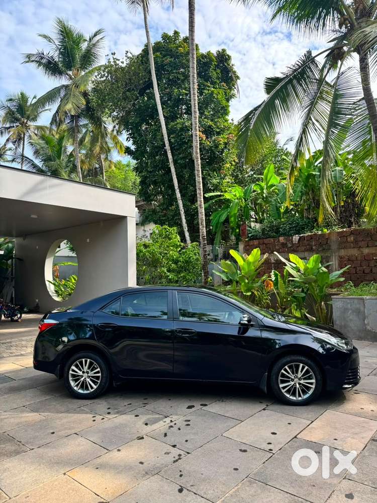 Toyota Corolla Altis Diesel Well Maintained 2017 Model