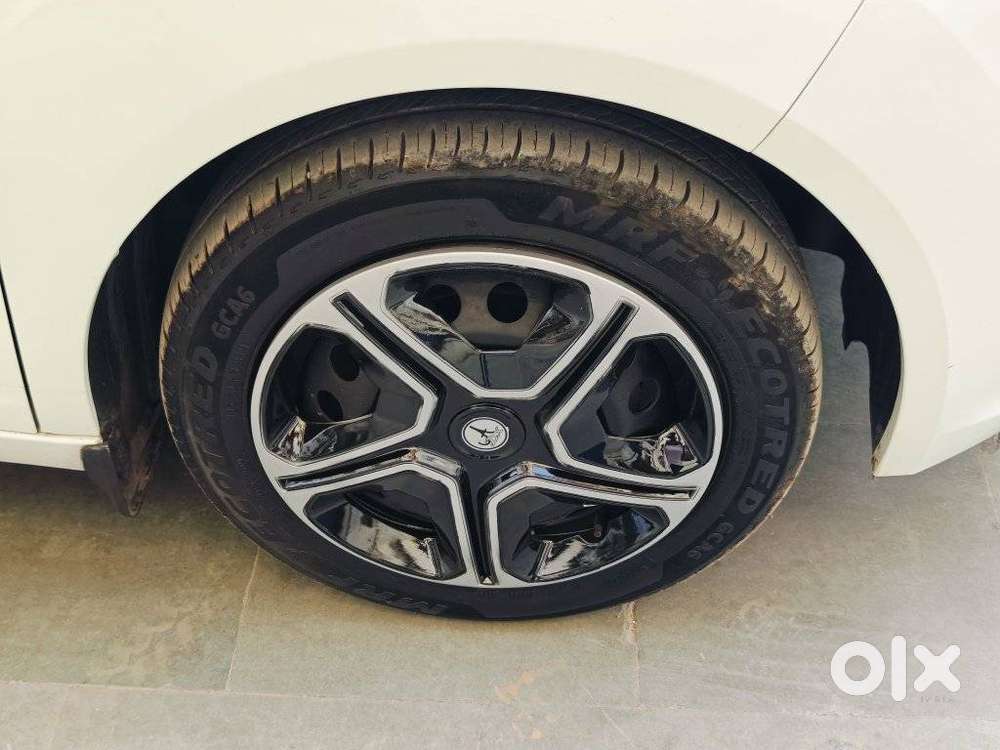 Tata Altroz Xm Plus (s) Icng, 2024, Cng & Hybrids