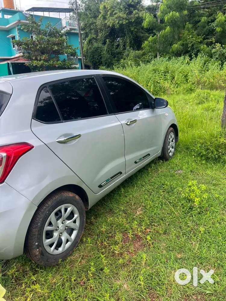 Hyundai Grand I10 2017 Car