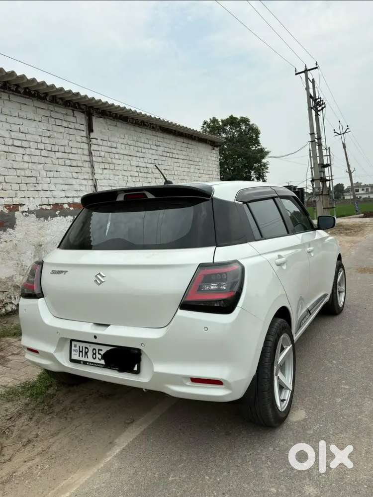 Maruti Suzuki Swift Vxi 2025