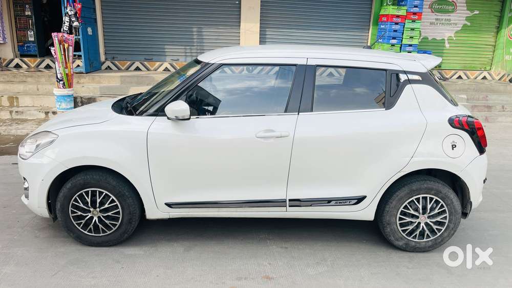 Maruti Suzuki Swift Vxi, 2020, Petrol