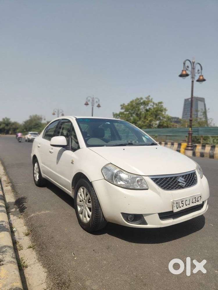 Maruti Suzuki Sx4 Zxi (opt), 2013, Petrol