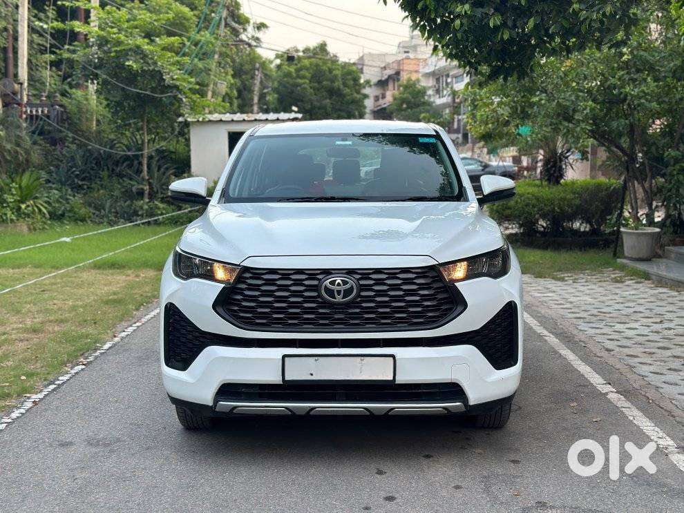 Toyota Innova Hycross 2.0 Gx 7 Str, 2023, Petrol