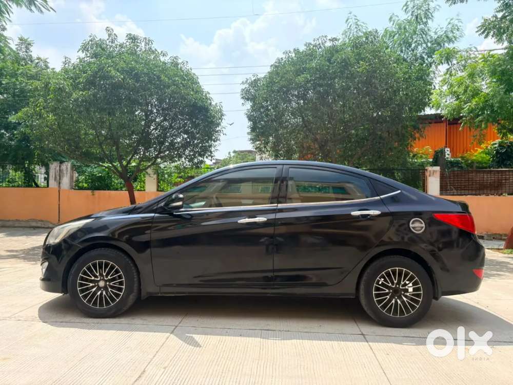 Hyundai Verna Fluidic 1.6 Vtvt, 2015, Petrol