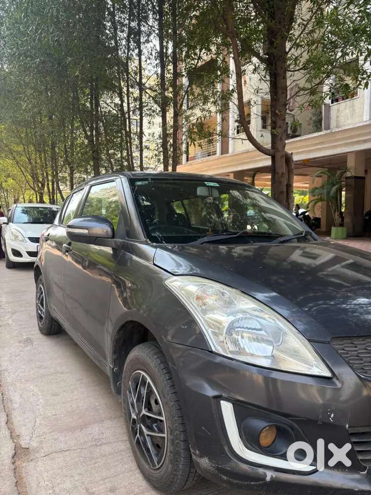 Maruti Swift Vxi Optional (with Abs Ebd And Airbags,adone Insurance)