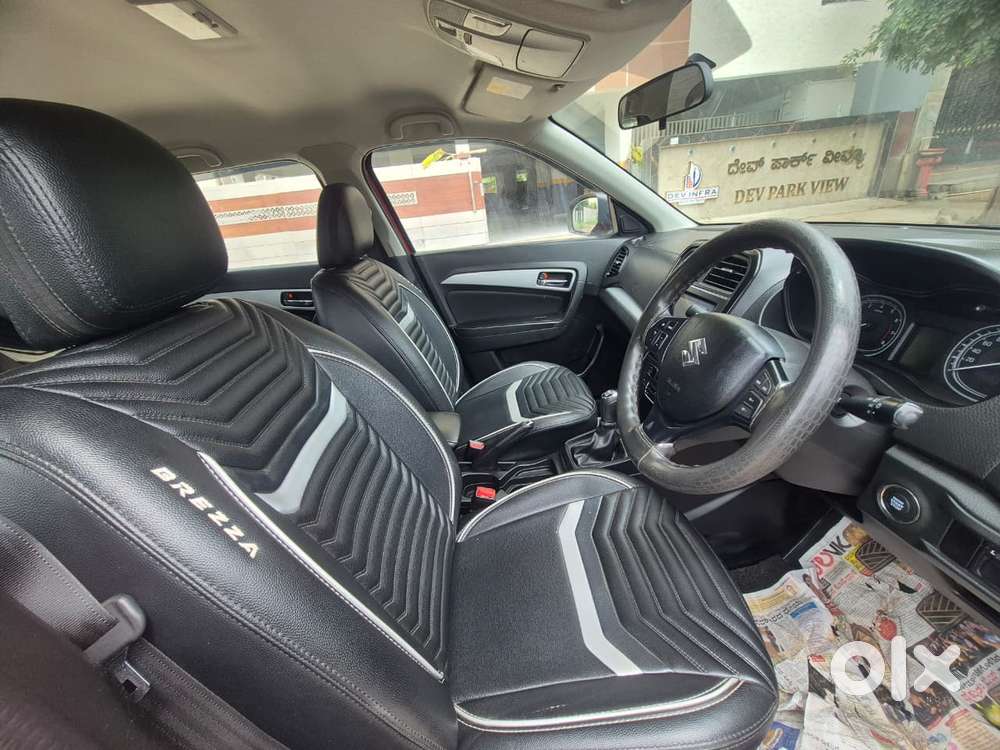 Maruti Suzuki Brezza 1.5 Zxi Smart Hybrid Dual Tone, 2022, Petrol