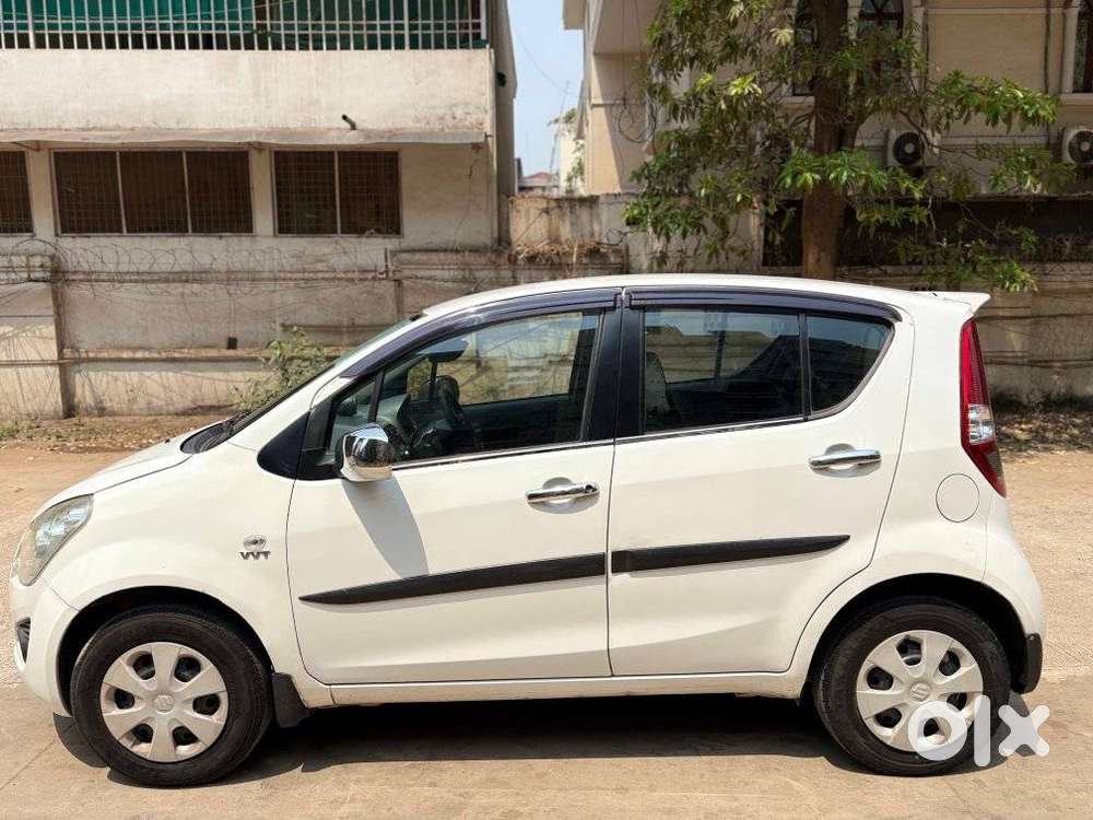 Maruti Suzuki Ritz Vxi, 2013, Petrol