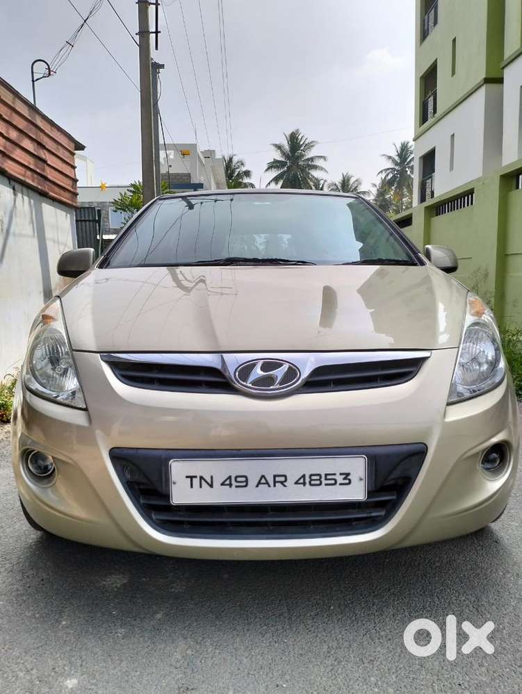 Hyundai I20 2013 Petrol & Lpg 123000 Km Driven