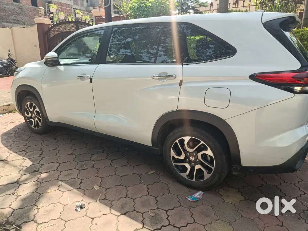 2023 Maruti Suzuki Invicto